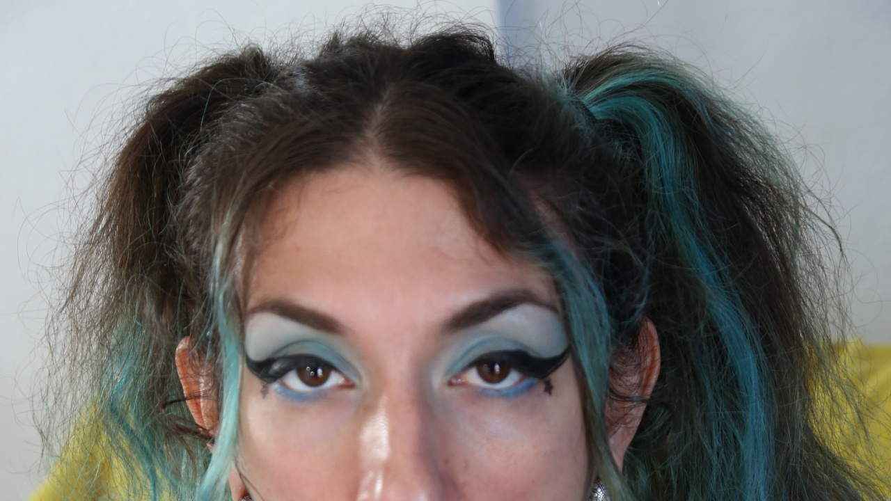 Edone Kaliyuga: Nasty yet demure